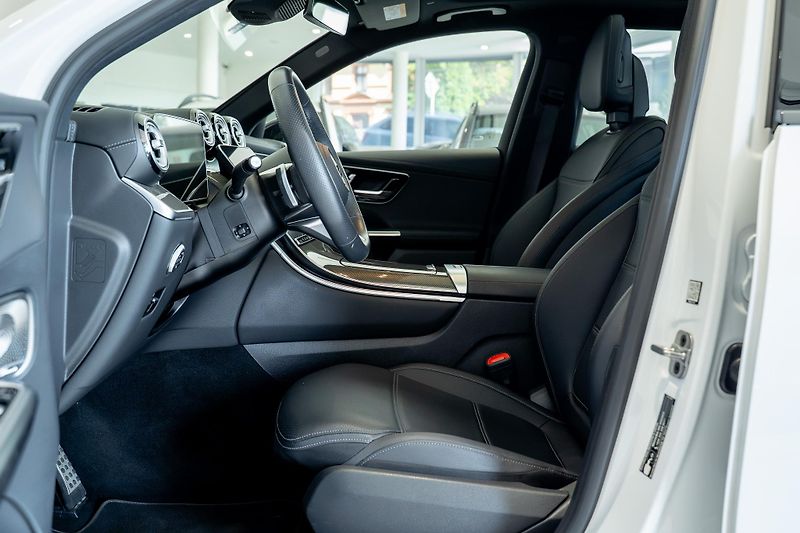 Mercedes-Benz GLC (2024) 300 d 4M/AMGPREMIUM/ENG/HUD - fotka 12 z 21