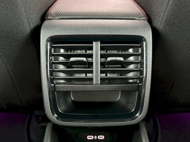 Škoda Octavia (2025) DSG 2.0TSI 195kW RS - fotka 29 z 33