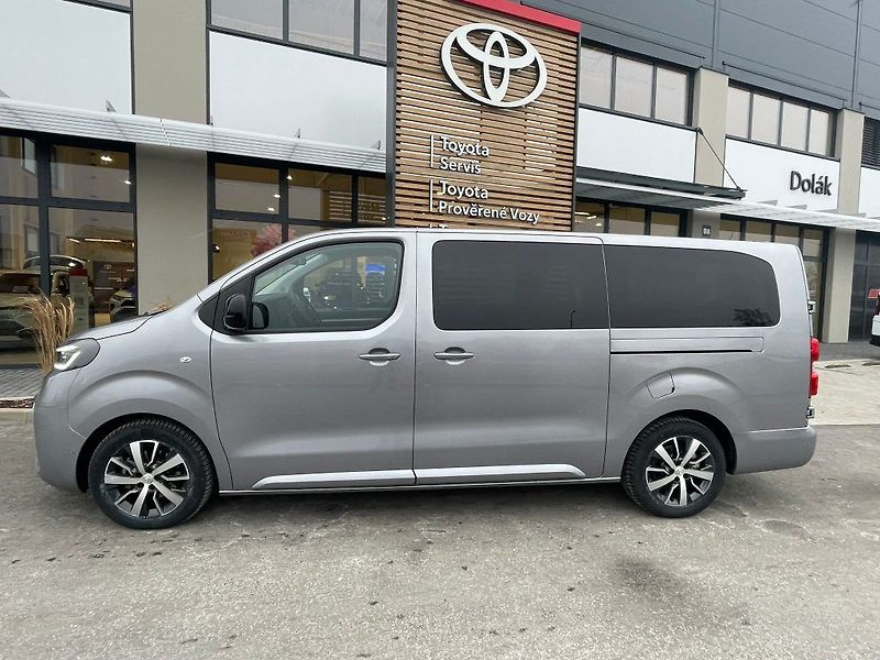 Toyota ProAce Verso 2.0D Automat L2 Business Comfo - fotka 2 z 30