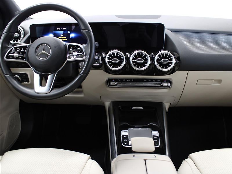 Mercedes-Benz Třídy B 2,0 220 140KW 1.maj, CZ, zánov - fotka 29 z 33