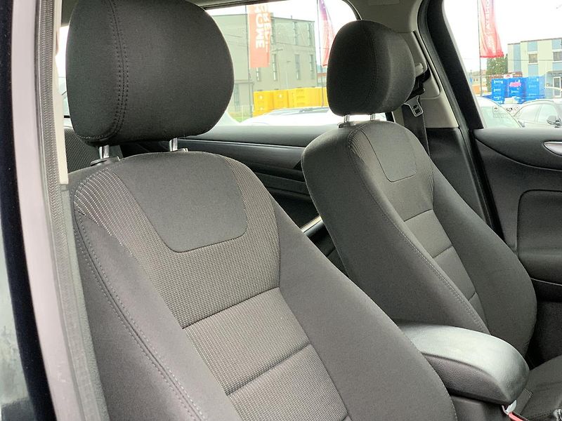 Ford Mondeo 2.0TDCi KLIMA ALU PŮVOD ČR - fotka 33 z 43