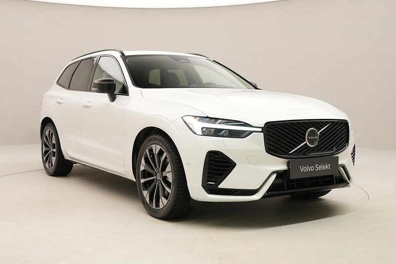 Volvo XC60 T6 AWD RECHARGE DARK PLUS CZ - fotka 15 z 67