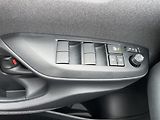 Toyota Yaris Cross 1.5 Hybrid 130k ODBĚR 10/2026 - náhled 28