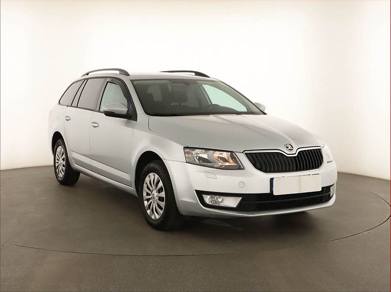 Škoda Octavia (2014) 1.6 TDI, Tempomat - fotografie inzerátu