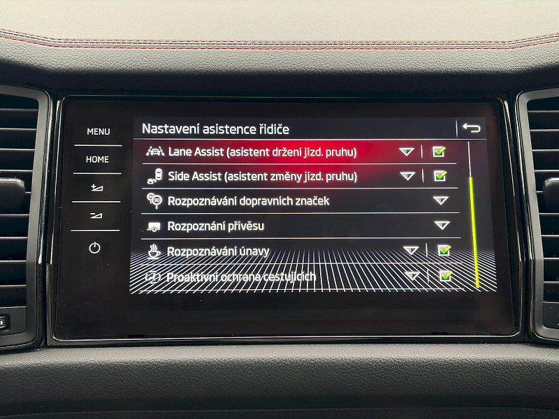Škoda Kodiaq (2022) 4x4 DSG 2.0 TSI / 180 kW / RS - fotka 26 z 36
