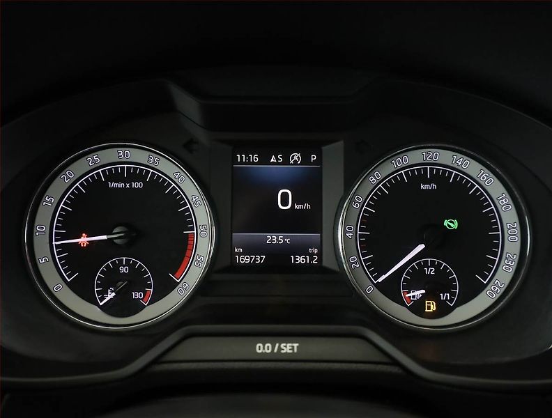 Škoda Octavia (2019) Scout 2.0 TDI, 4X4, Automat - fotka 9 z 21