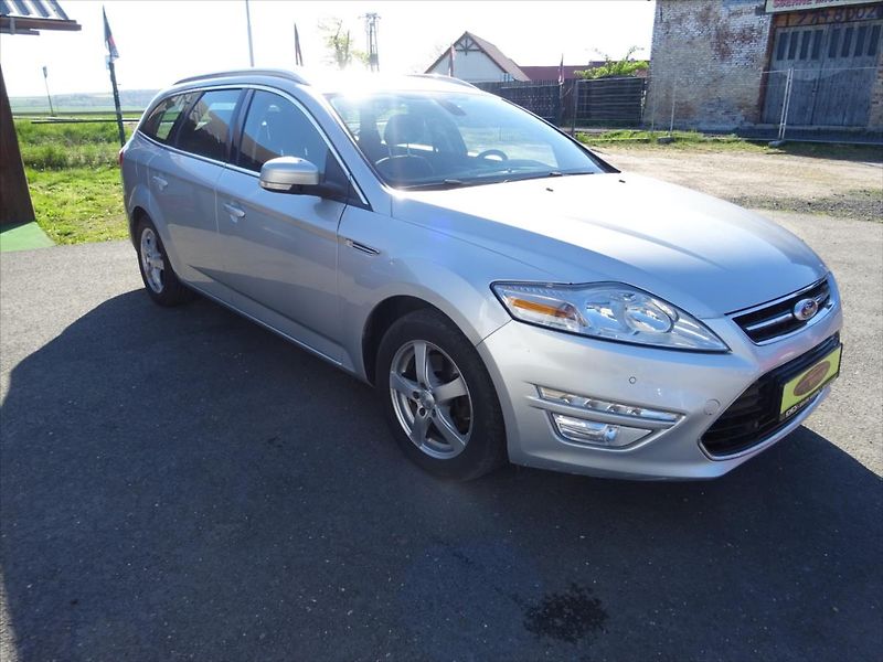 Ford Mondeo 2,0 TDI 103 kW - fotka 2 z 28