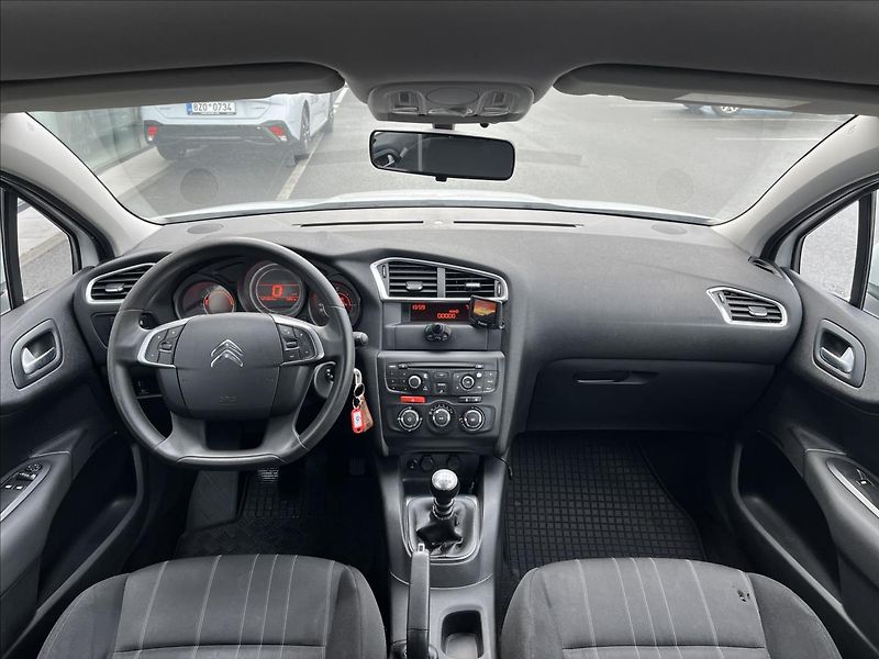 Citroën C4 1,6 BlueHDi  Live Edition - fotka 10 z 22