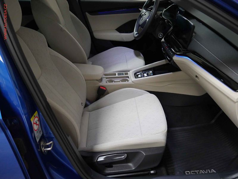 Škoda Octavia (2022) 2.0 TDi, 1.maj,ČR, Style - fotka 12 z 22