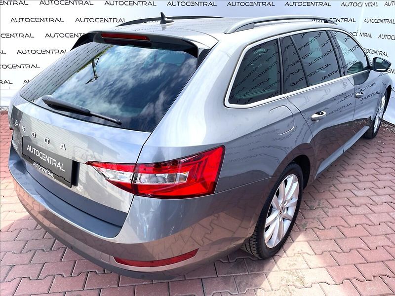Škoda Superb 2,0 TDI DSG 110kw zachovalé,se - fotka 9 z 25