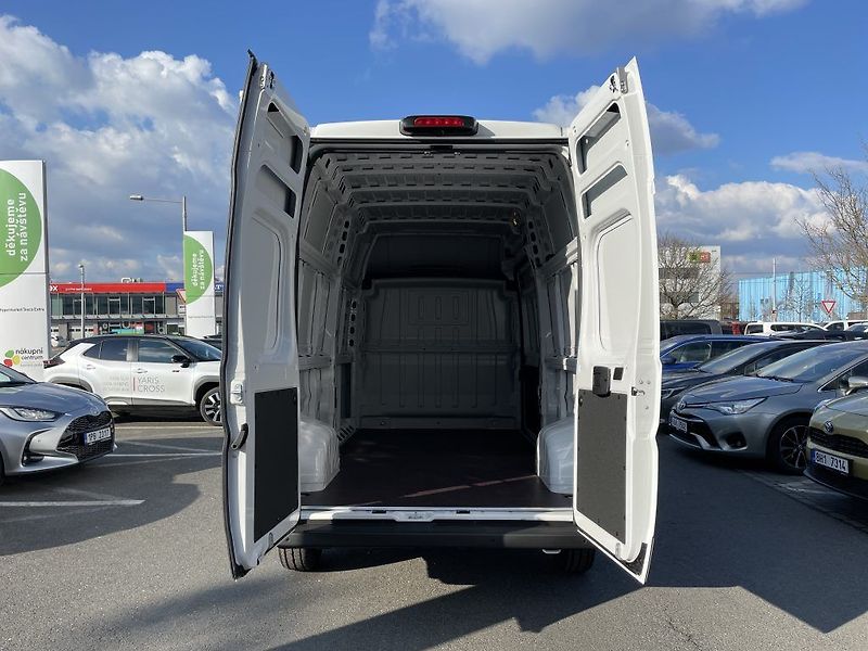 Toyota Proace Max 2.2D 140k 6MT L3H3 - fotka 9 z 33