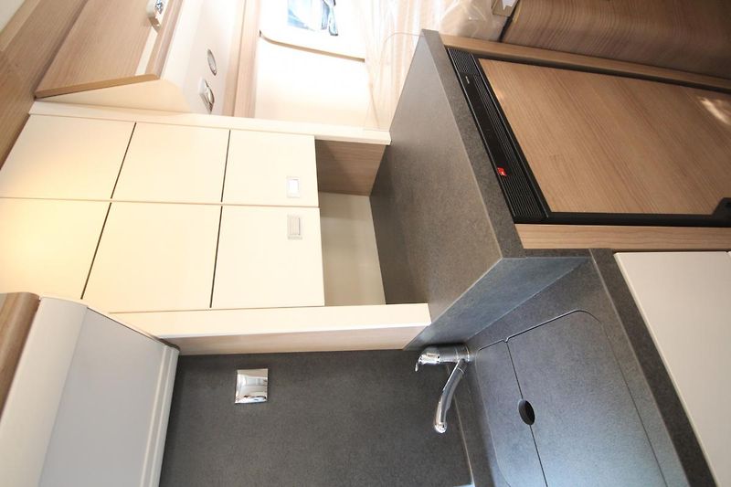 Malibu (2023) VAN 640 LE K NOVÁ CENA - fotka 42 z 60