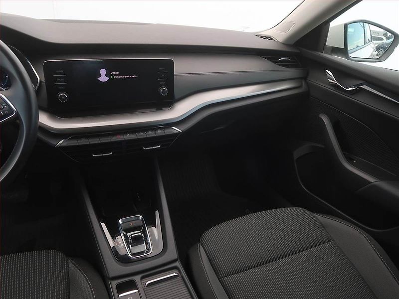 Škoda Octavia (2022) Ambition Plus 2.0 TDI, Automat - fotka 8 z 14