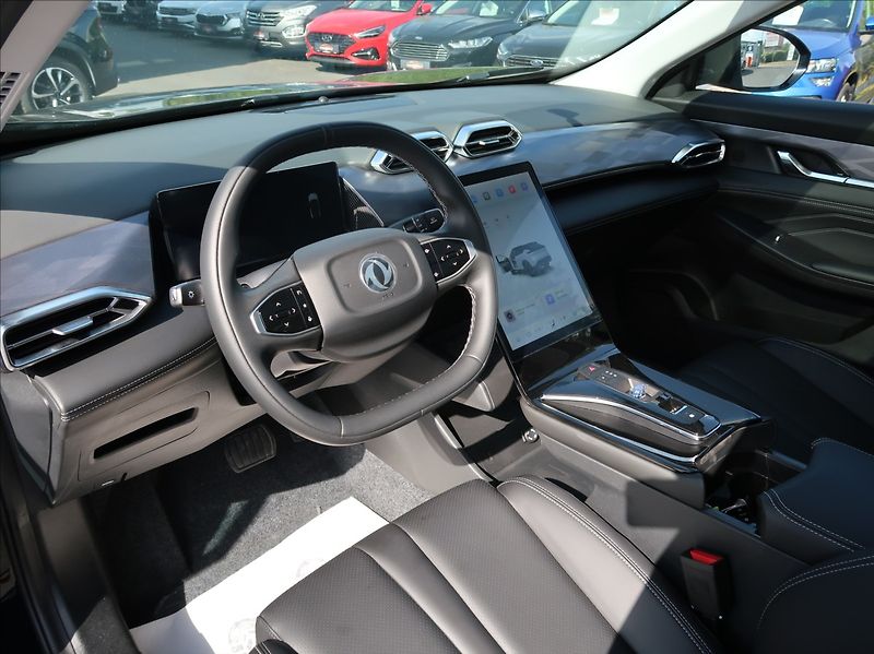 Dongfeng Mage (2026) 1,5 T 145 kW E2 DCT7 - fotka 9 z 25