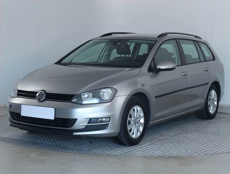 Volkswagen Golf (2014) 1.2 TSI, Tempomat - fotka 2 z 15