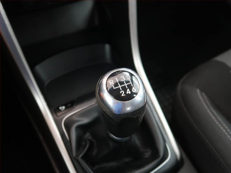 Hyundai i30 (2017) 1.6 GDI, ČR,1.maj, Serv.kniha - fotka 18 z 18