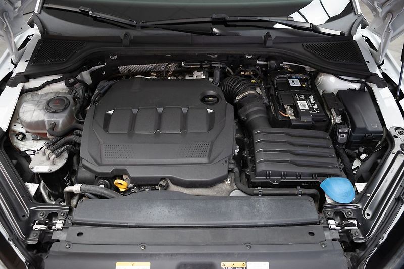 Škoda Octavia 2.0TDI DSG*ACC*MIRROR-LINK*DPH - fotka 30 z 35