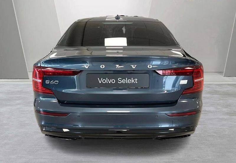 Volvo S60 Recharge T6 AWD 360k Taž Pano - fotka 6 z 26