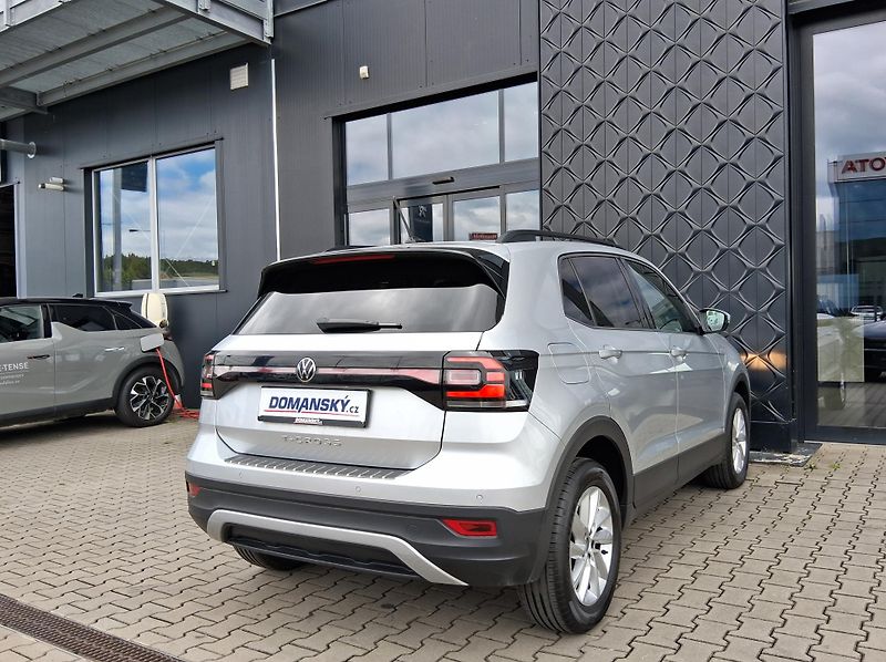Volkswagen T-Cross LIFE 1.0 TSI 70 kW - fotka 3 z 23