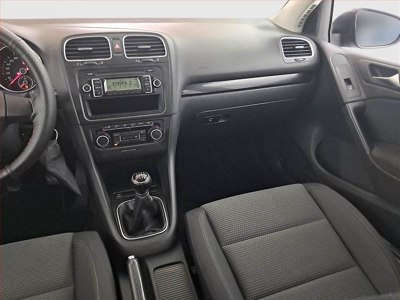 Volkswagen Golf (2010) 1.2 TSI, Serv.kniha - fotka 8 z 16