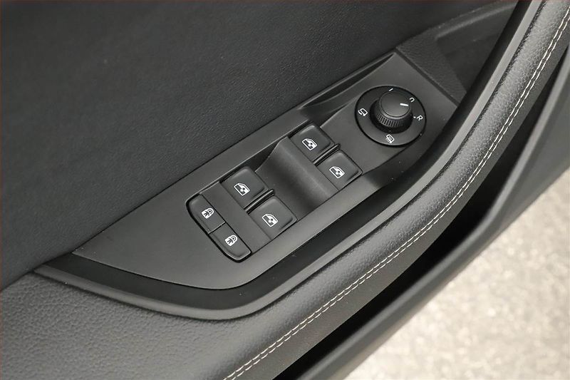 Škoda Superb (2024) Style 1.5 TSI - fotka 19 z 19