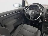 Volkswagen Touran (2011) Comfortline 1.6 TDI, Navi - náhled 7