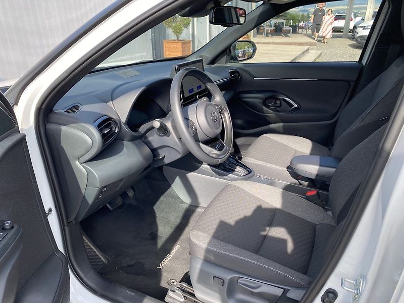 Toyota Yaris Cross 1.5HEV 130, ČR, Style, záruka - fotka 11 z 18