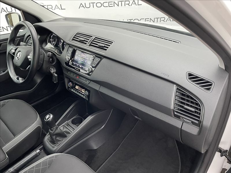 Škoda Fabia 1,0 TSi,1.maj.,ČR,po servisu - fotka 19 z 23
