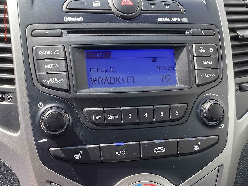 Hyundai ix20 (2018) 1.6i, Klima - fotka 15 z 16