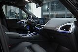 BMW XM (2025) 50e MASÁŽ PANORAMA B&W TAŽNÉ   - náhled 37