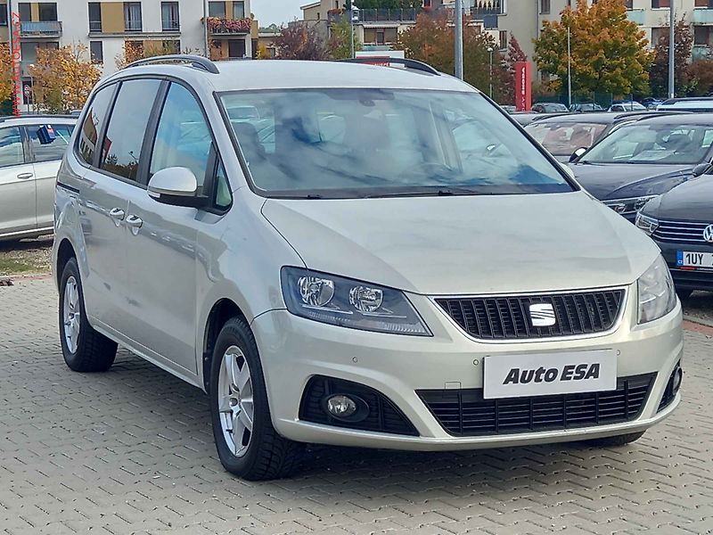Seat Alhambra (2011) 2.0 TDi 4x4, Style, navi - fotografie inzerátu