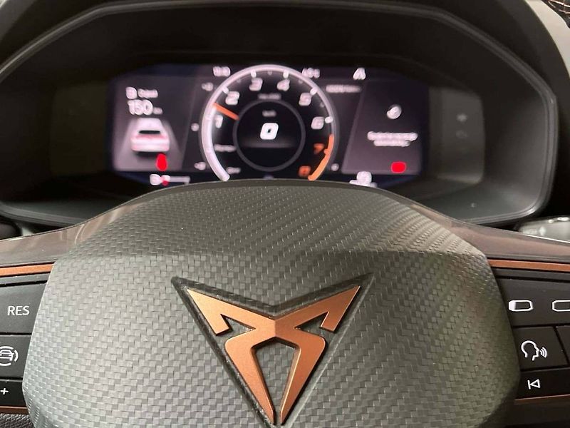 Cupra Formentor (2023) 1.5 TSI - fotka 16 z 20