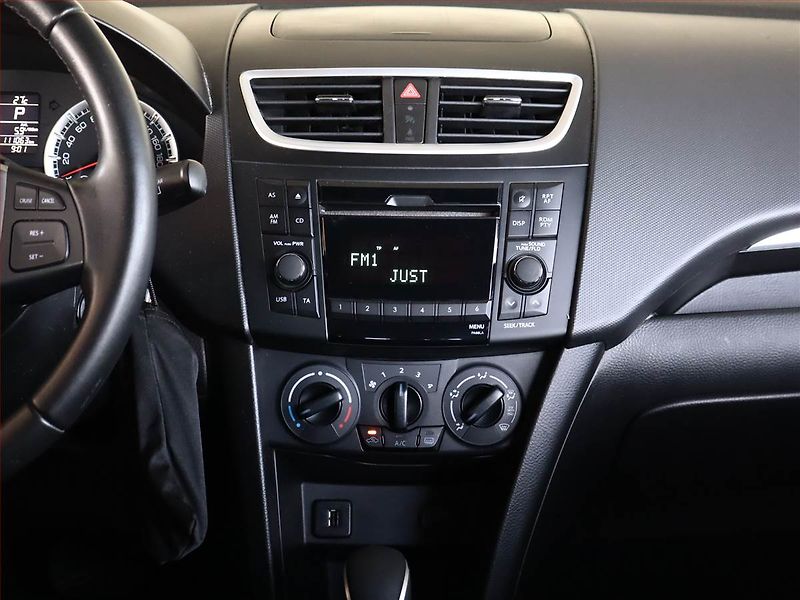 Suzuki Swift (2016) 1.2, Automat, Serv.kniha - fotka 9 z 14