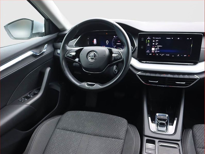 Škoda Octavia (2020) 2.0 TDI, Automat, Serv.kniha - fotka 7 z 25