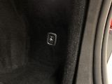 Volvo V60 D4 INSCRIPTION AUT REZERVACE - náhled 32