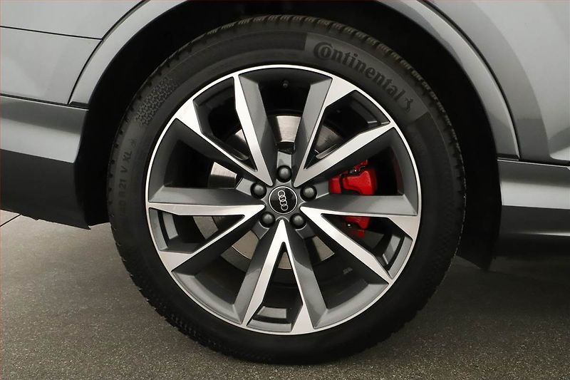Audi Q7 (2023) 60 TFSI e - fotka 12 z 25