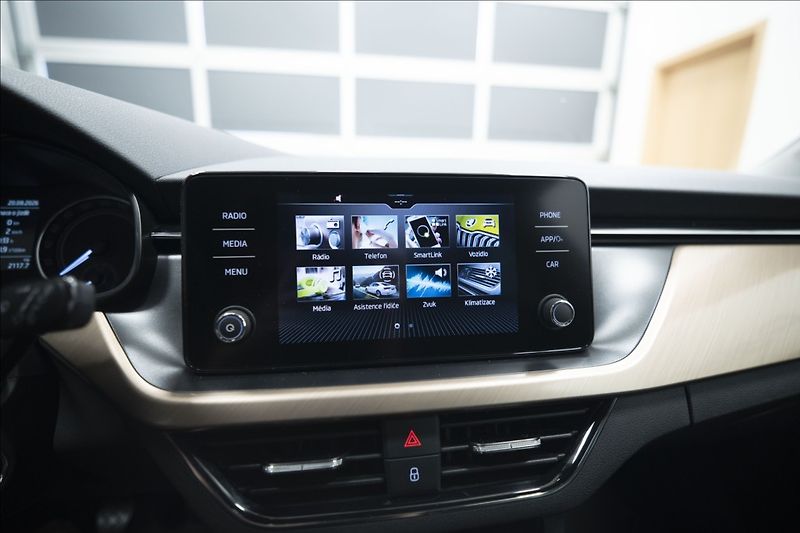 Škoda Scala 1,0 TSI STYLE 1. MAJITEL ČR - fotka 27 z 36