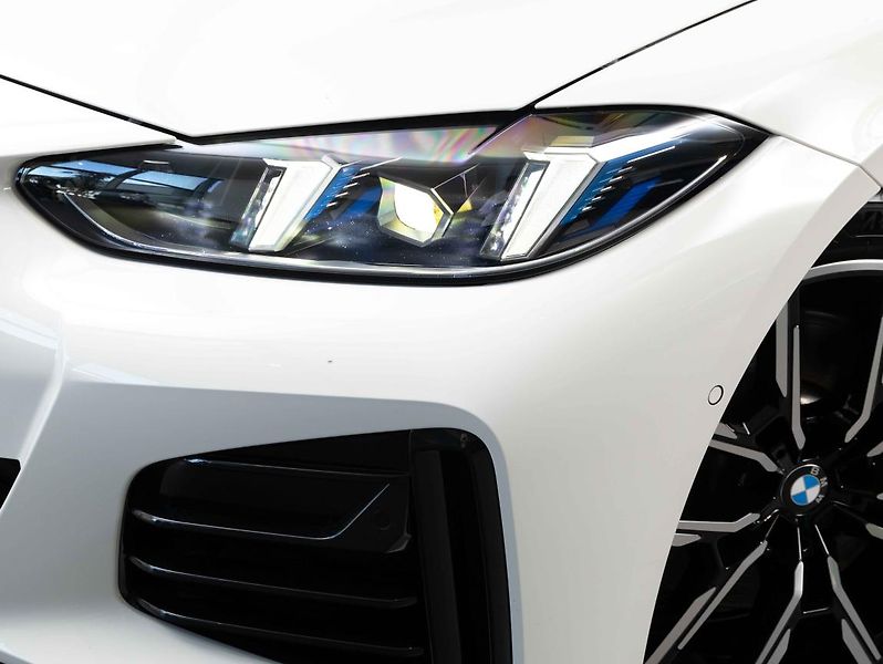 BMW Řada 4 M440i xDrive Gran Coupé - fotka 8 z 23