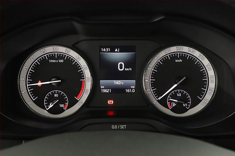 Škoda Karoq (2018) 2.0 TDI - fotka 9 z 20