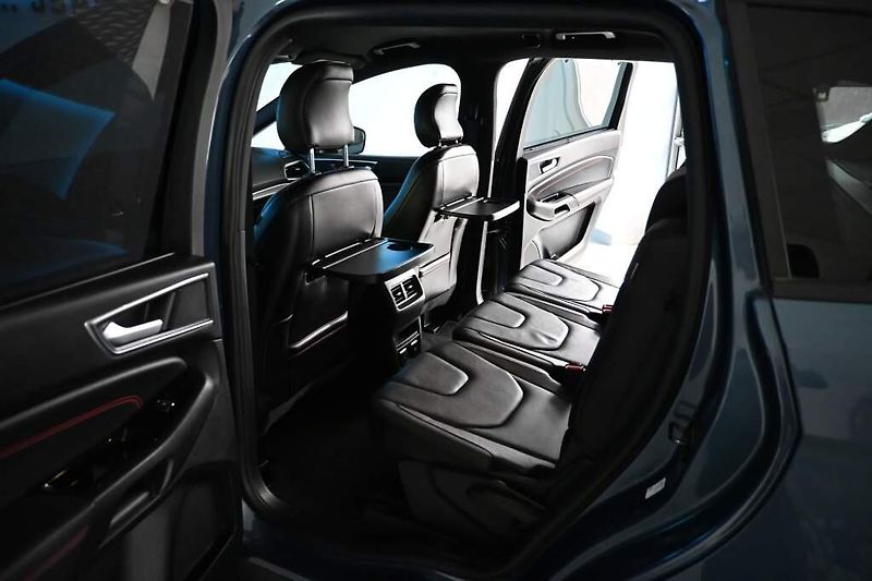 Ford S-MAX (2022) 2.0 ST-LINE LED Tažné 8AT ECOB - fotka 9 z 38