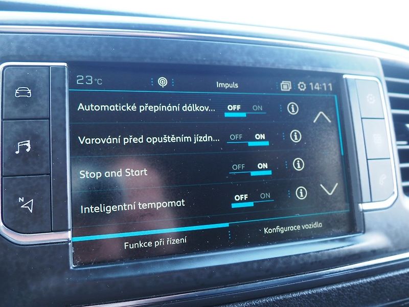 Peugeot Traveller (2018) Business 2.0 B-HDI, AT, Long - fotka 33 z 38