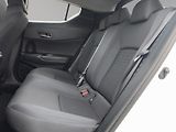 Toyota C-HR (2023) 1.8 e-CTV 72kW, ČR, 1. Maj., S - náhled 26