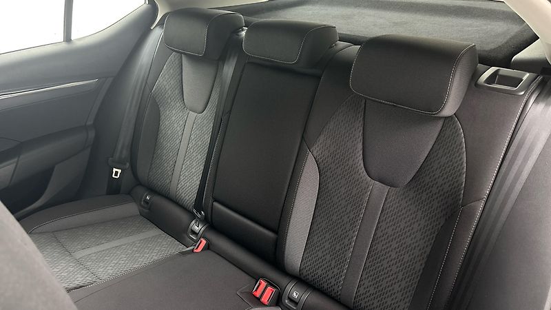 Škoda Octavia 2.0 TDI DSG Style - fotka 16 z 26