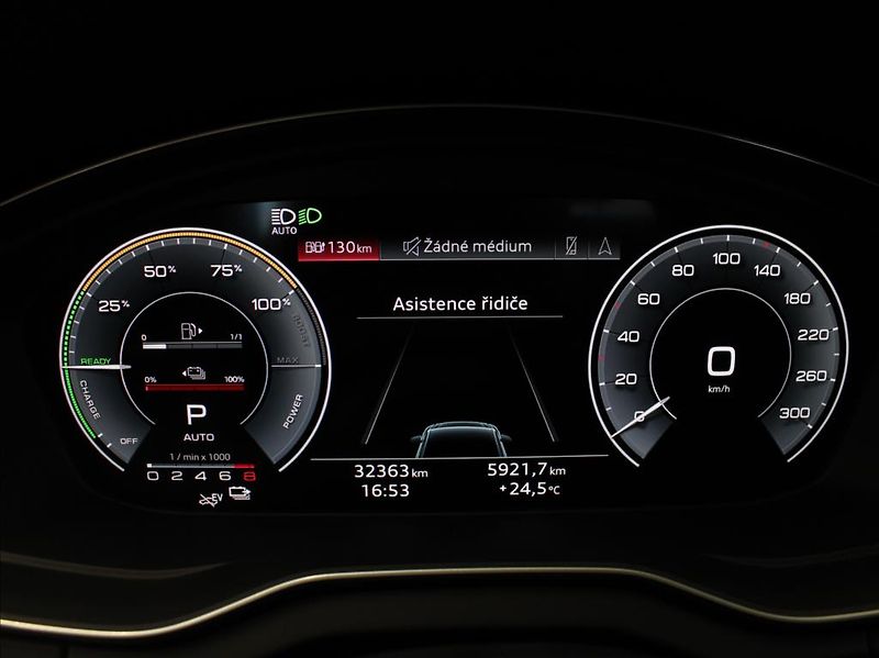 Audi Q5 2,0 e55TFSi Q. S-Line B&O ČR - fotka 40 z 40