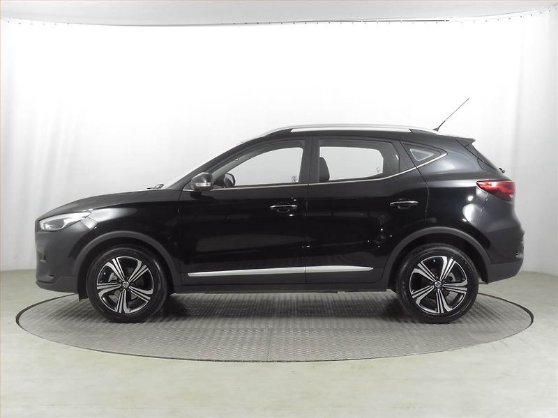 MG ZS (2024) Essential 1.5, Serv.kniha - fotka 3 z 17