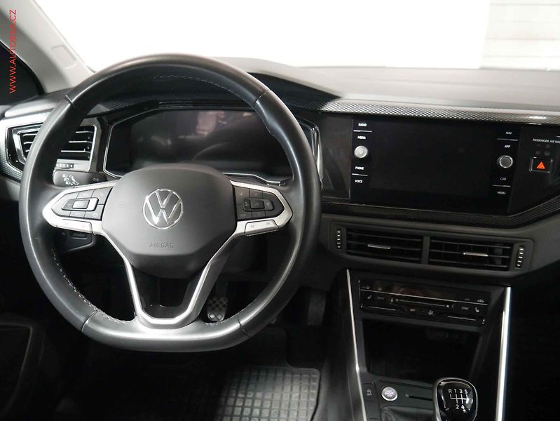 Volkswagen Taigo (2023) 1.0TSI, ČR, servis.kniha - fotka 11 z 19