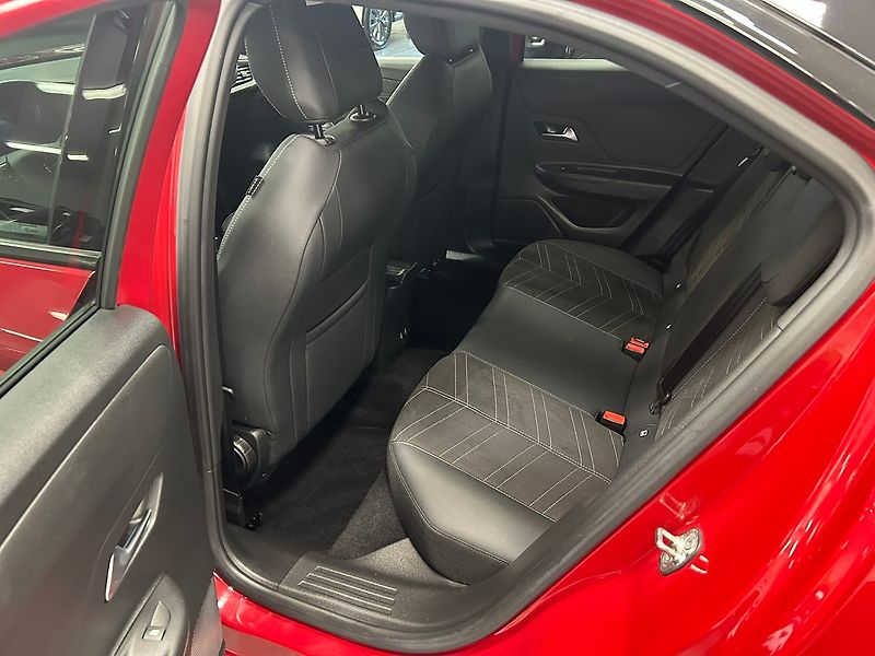 Opel Mokka (2023) Ultimate | SoH100% záruka - fotka 21 z 68