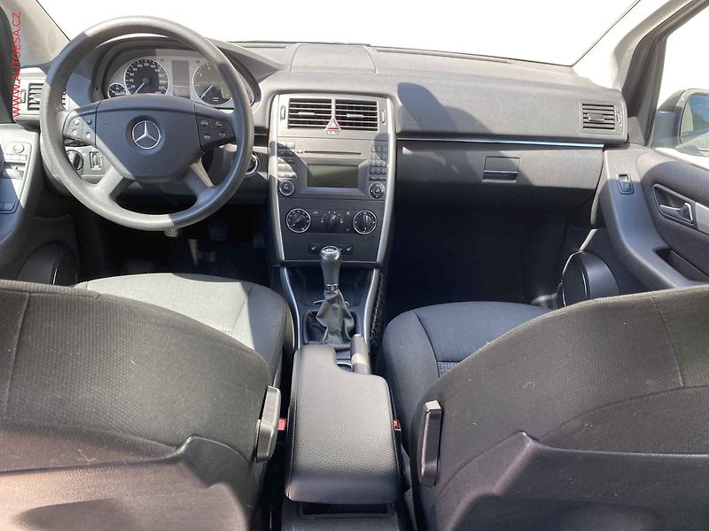 Mercedes-Benz Třídy B (2011) 1.5i B160, Výhřev sed, +kola - fotka 8 z 16