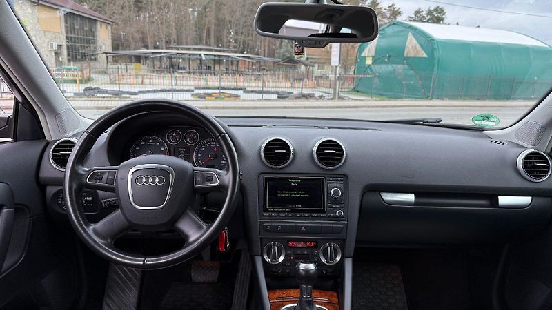Audi A3 (2011) 1.4TFSi 92kW REZERVOVANO - fotka 22 z 25
