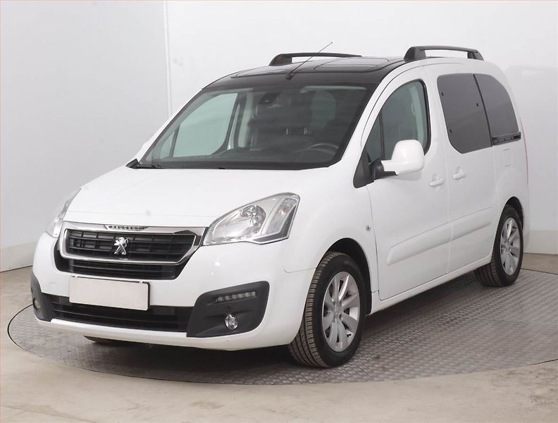 Peugeot Partner (2015) Allure 1.6 BlueHDi, 5Míst, ČR - fotka 2 z 15